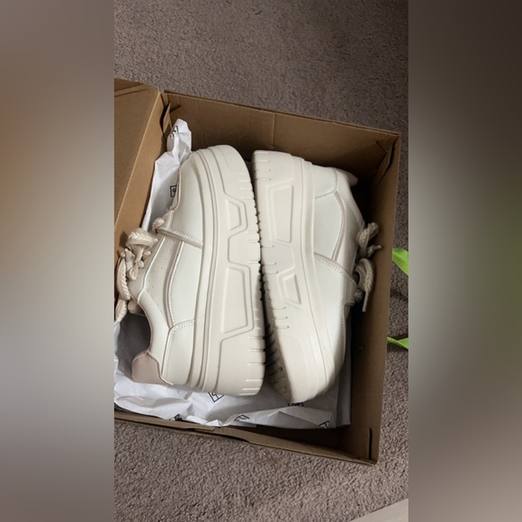 Call it Spring Platform Sneaker Shoes 👟 - Picture 6 of 9